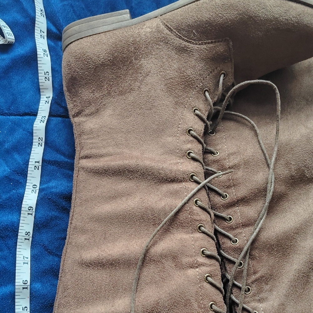 Women’s Tall Lace-Up Suede Boots - Tan Or Taupe Brown Color - Picture 3 of 9